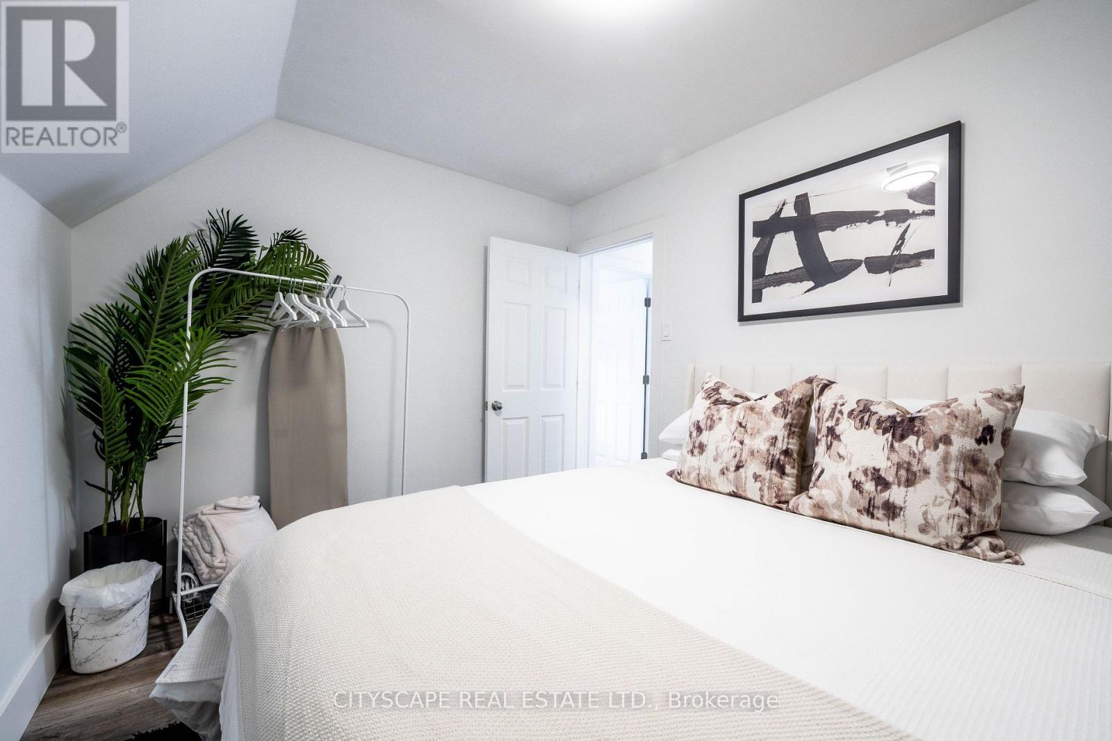 5073 Kitchener Street, Niagara Falls, Ontario  L2G 1B1 - Photo 27 - X13013662