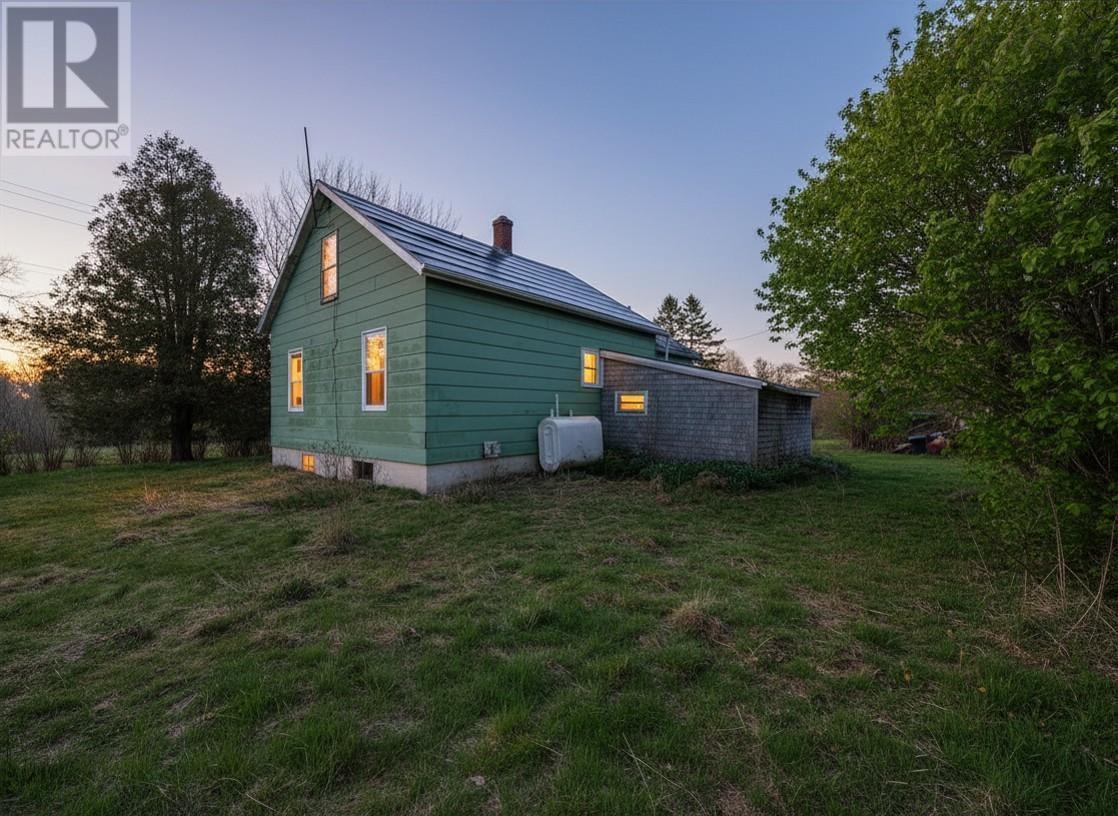 9936 Highway 215, Maitland, Nova Scotia  B0N 1T0 - Photo 4 - 202607983