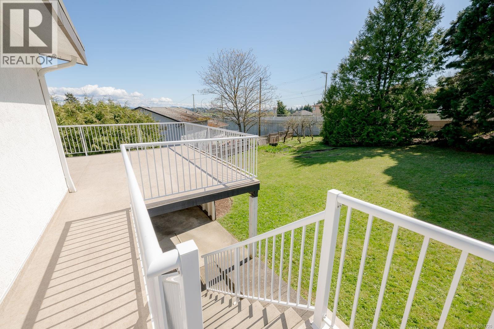 2419 Barbara Pl, Central Saanich, British Columbia  V8Z 5T6 - Photo 41 - 1031720