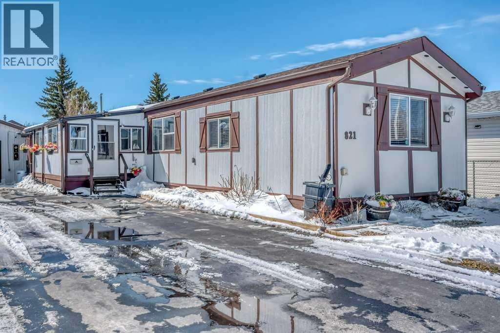 821 Briarwood Road, Strathmore, Alberta  T1P 1E2 - Photo 2 - A2303278