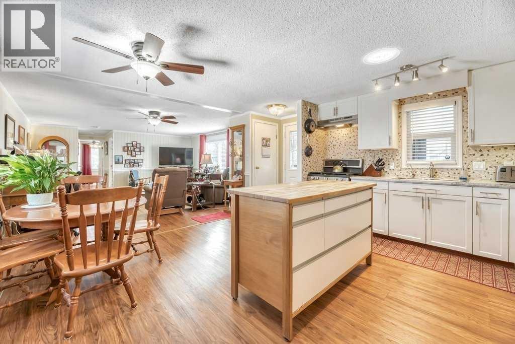 821 Briarwood Road, Strathmore, Alberta  T1P 1E2 - Photo 12 - A2303278