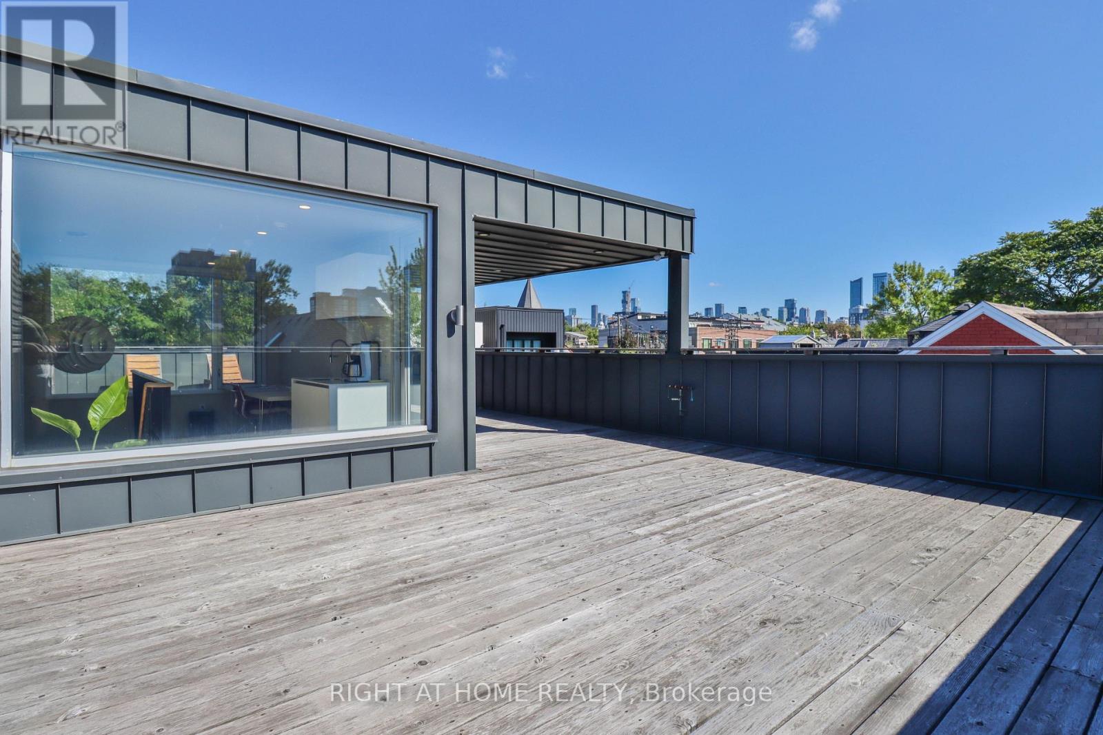 18 Mitchell Avenue, Toronto, Ontario  M6J 1B9 - Photo 23 - C12837568