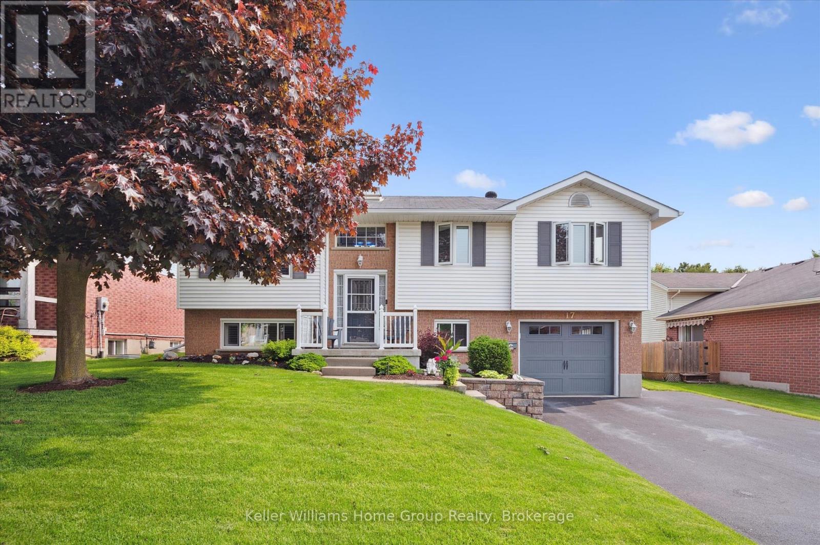 17 KEATING DRIVE, Centre Wellington, Ontario