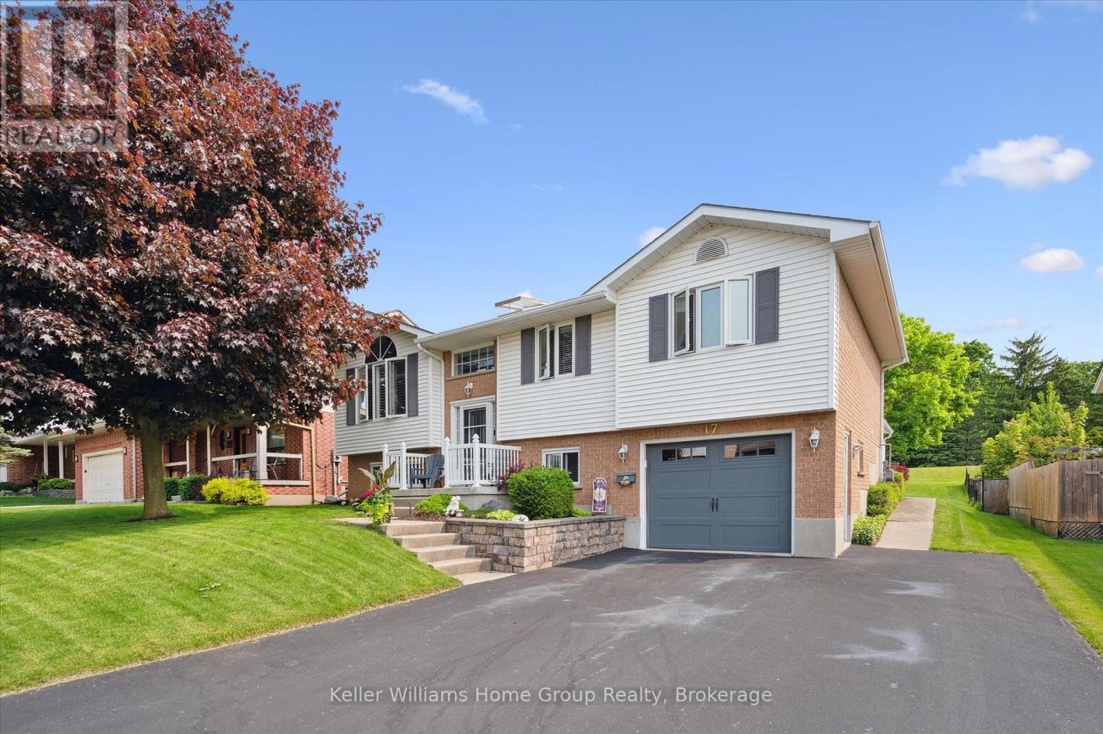 17 Keating Drive, Centre Wellington (Elora/salem), Ontario  N0B 1S0 - Photo 2 - X12709788