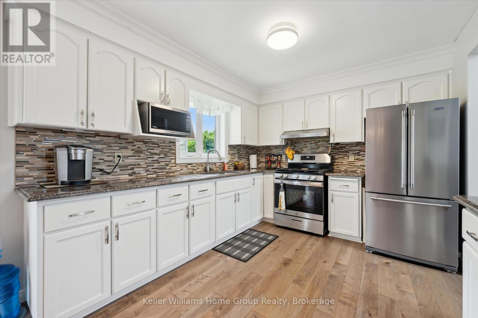 17 Keating Drive, Centre Wellington (Elora/salem), Ontario  N0B 1S0 - Photo 13 - X12709788