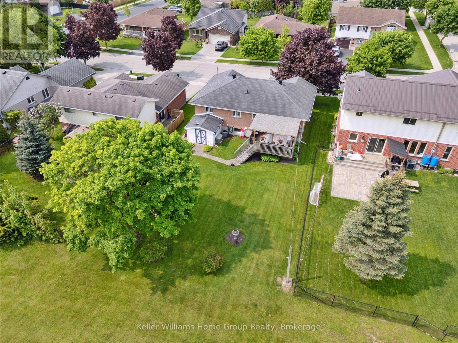 17 Keating Drive, Centre Wellington (Elora/salem), Ontario  N0B 1S0 - Photo 40 - X12709788