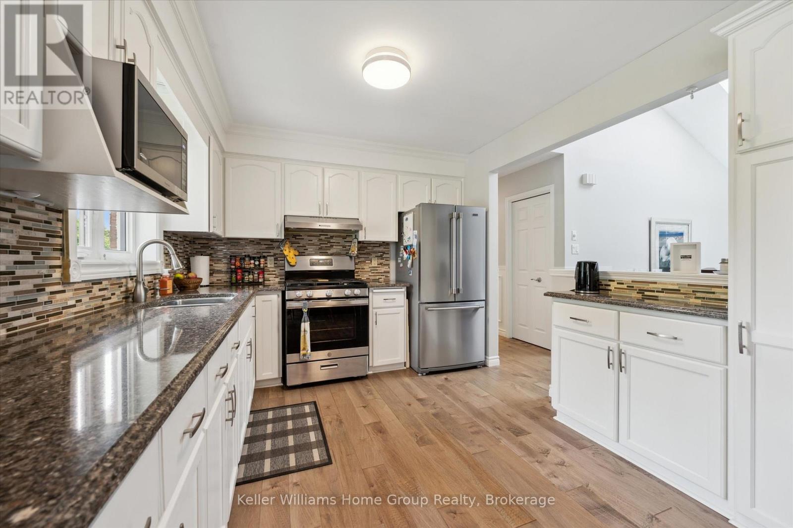 17 Keating Drive, Centre Wellington (Elora/salem), Ontario  N0B 1S0 - Photo 15 - X12709788