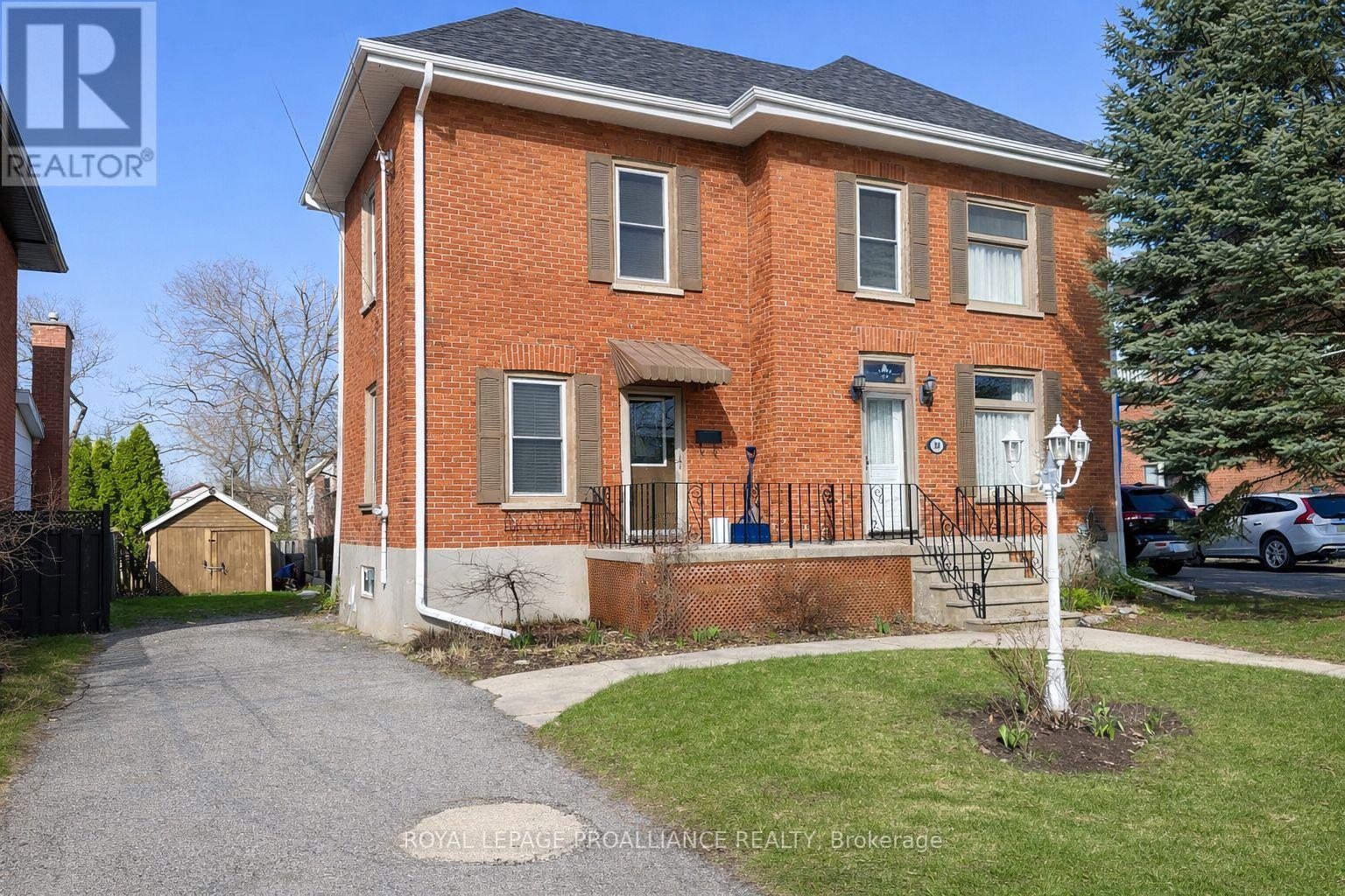 308 Bleecker Avenue, Belleville, Ontario  K8N 3V4 - Photo 1 - X12835394