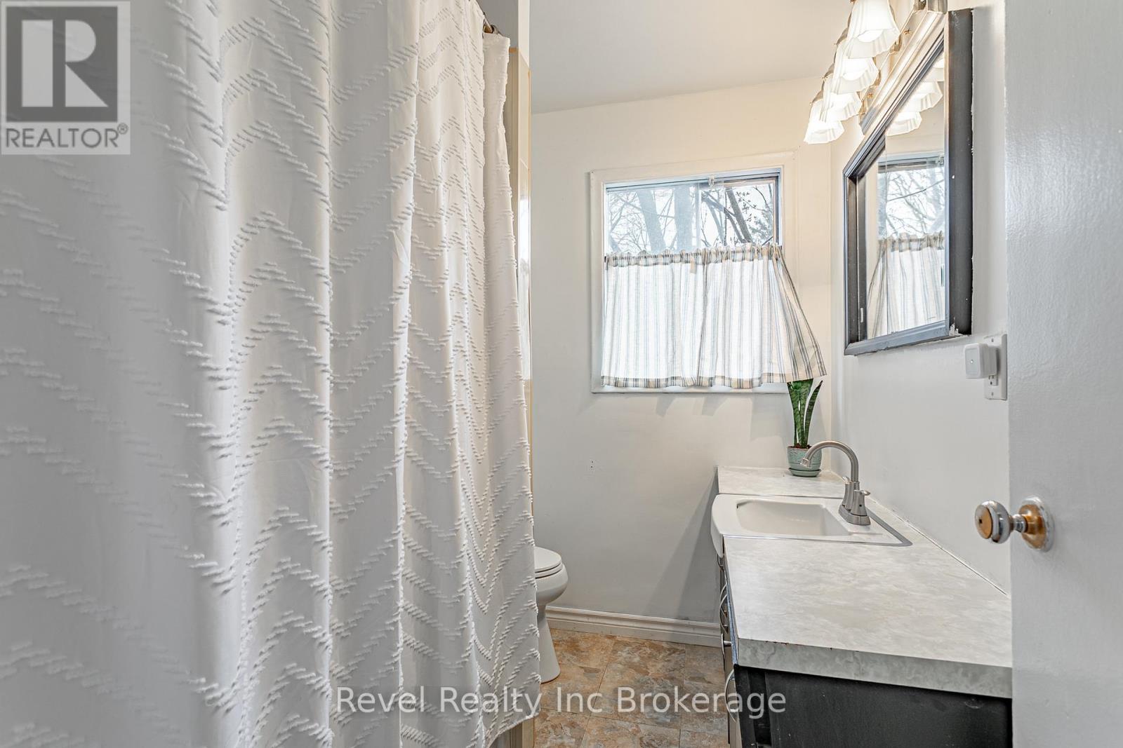 19 Dufferin Street, Ingersoll, Ontario  N5C 2E5 - Photo 17 - X13019780