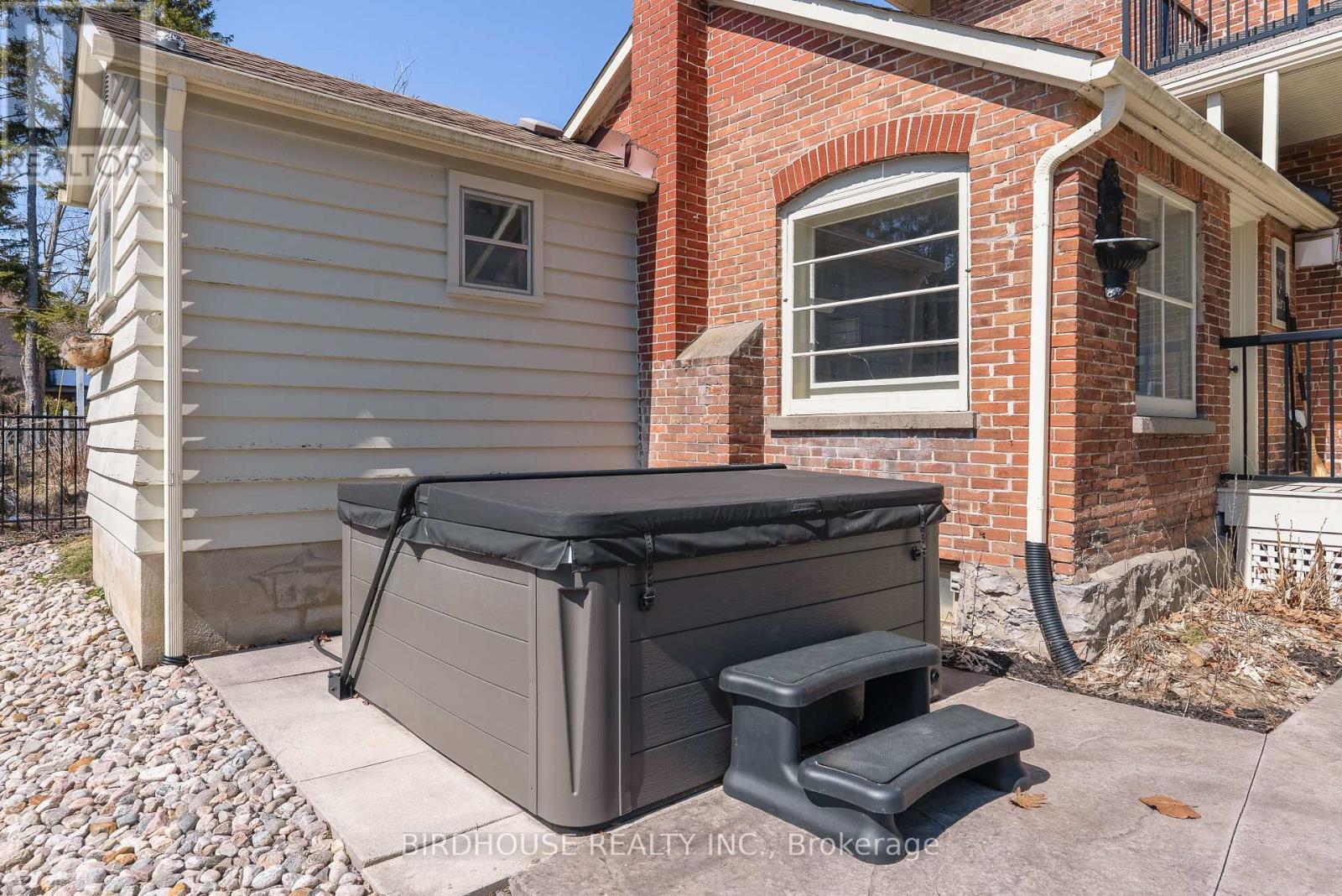 69 Bond Street W, Kawartha Lakes, Ontario  K9V 3R3 - Photo 41 - X12977996