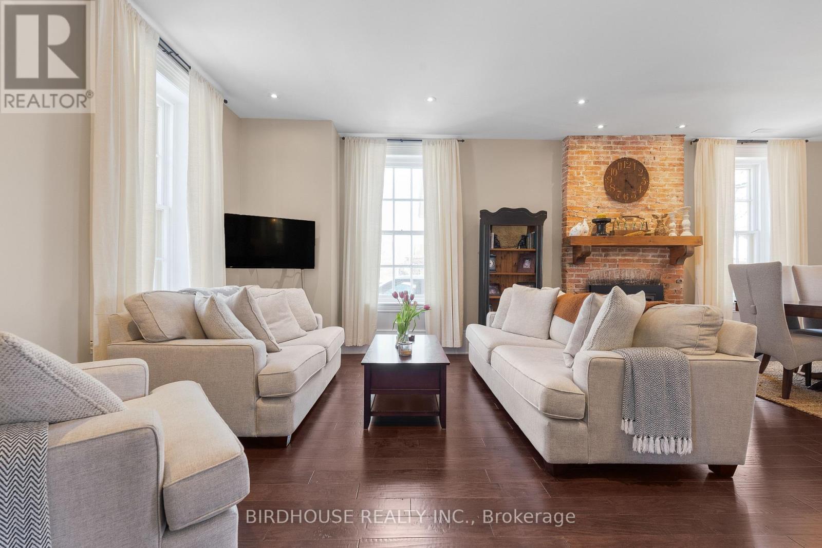 69 Bond Street W, Kawartha Lakes, Ontario  K9V 3R3 - Photo 5 - X12977996