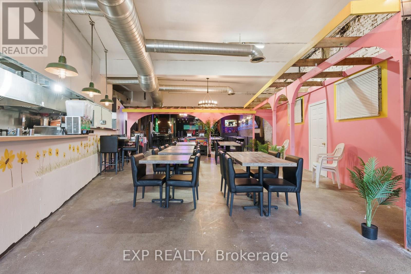 3030 Dundas Street W, Toronto, Ontario  M6P 1Z3 - Photo 10 - W12864040