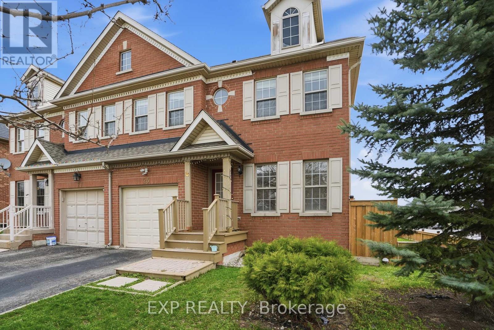 25 Niagara-On-The-Green Boulevard, Niagara-On-The-Lake (Glendale), Ontario  L0S 1J0 - Photo 1 - X13019714