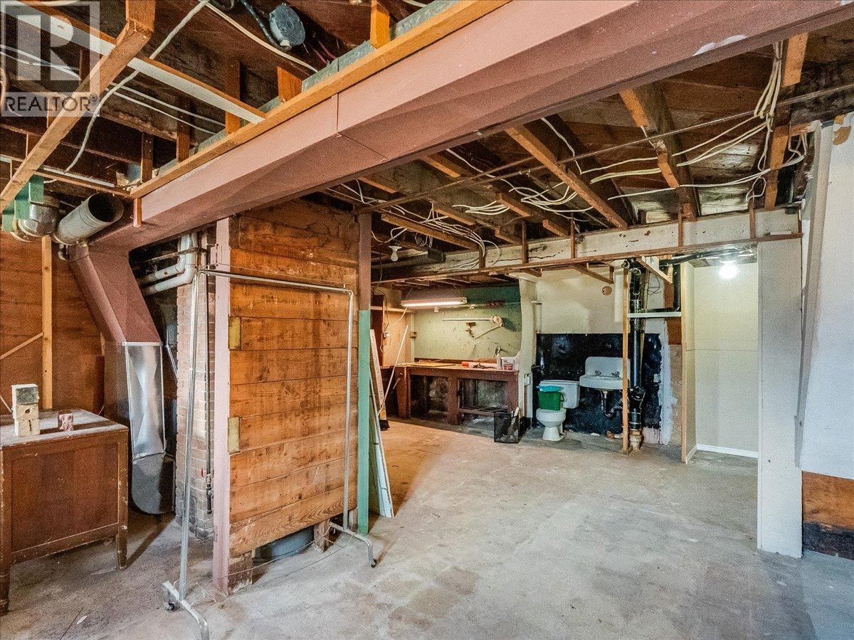 1472 Green Avenue Lane, Trail, British Columbia  V1R 4K2 - Photo 45 - 10383736