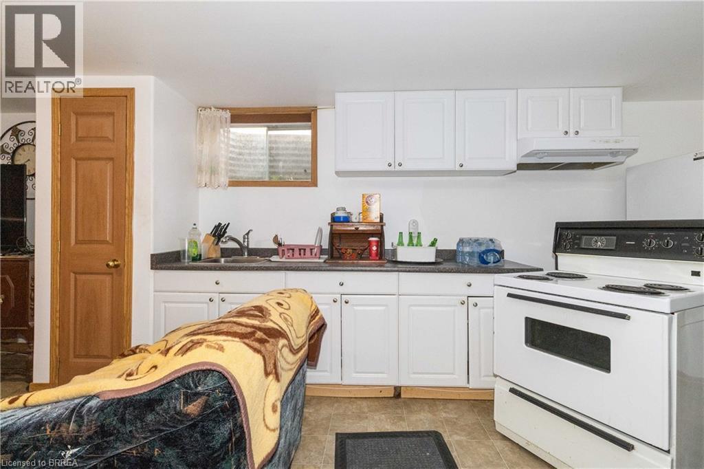 11 Sigurd Jensen Court, Brantford, Ontario  N3R 6Y8 - Photo 38 - 40821923