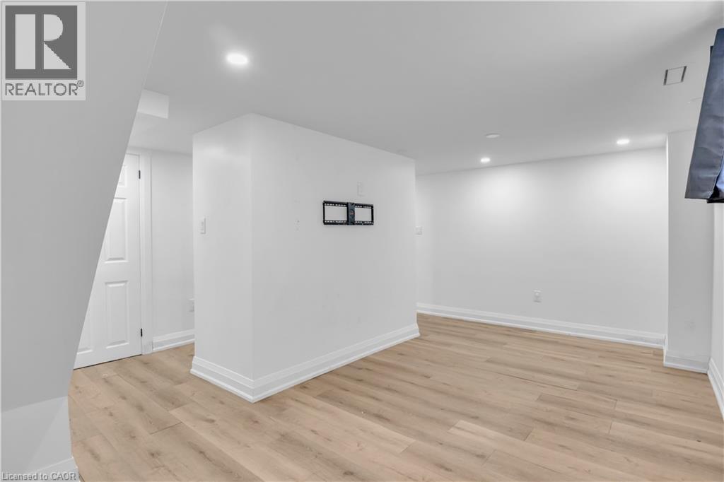 234 Clarence Street, Brantford, Ontario  N3R 3T5 - Photo 27 - 40822342