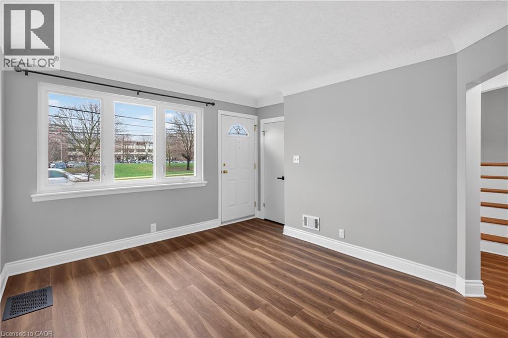 698 Upper Sherman Avenue Unit# Main, Hamilton, Ontario  L8V 3M6 - Photo 10 - 40821493