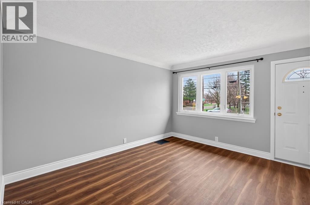 698 Upper Sherman Avenue Unit# Main, Hamilton, Ontario  L8V 3M6 - Photo 11 - 40821493