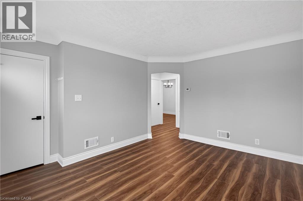 698 Upper Sherman Avenue Unit# Main, Hamilton, Ontario  L8V 3M6 - Photo 9 - 40821493