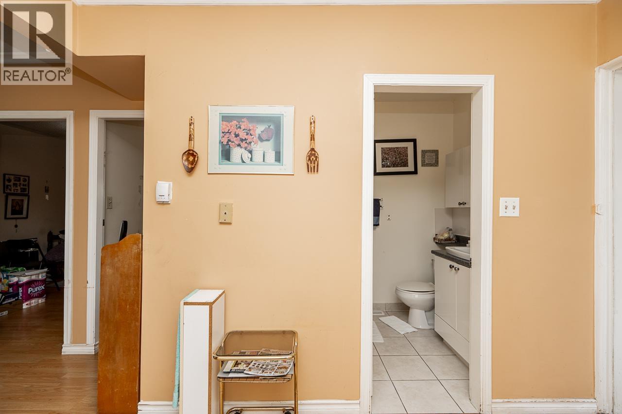 4712 Victoria Drive, Vancouver, British Columbia  V5N 4P1 - Photo 10 - R3101279