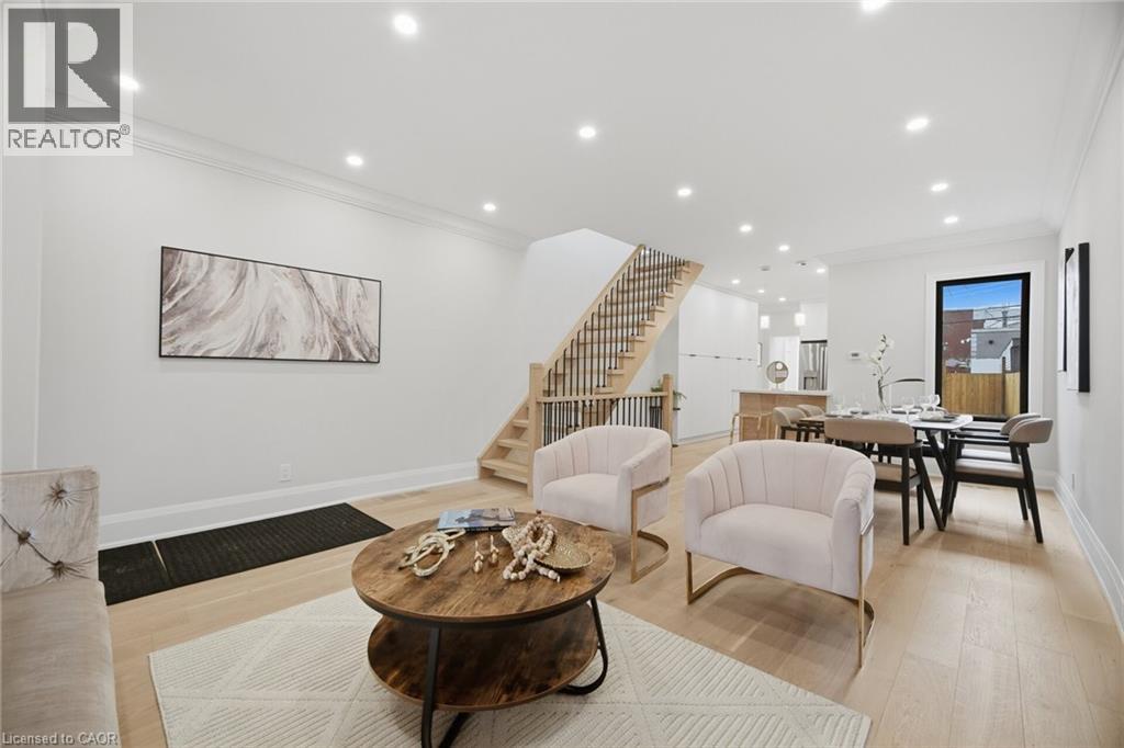 241 Maria Street, Toronto, Ontario  M6P 1W6 - Photo 2 - 40822007