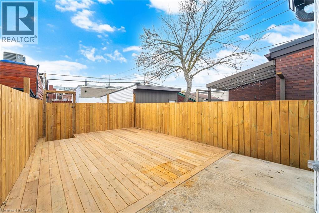 241 Maria Street, Toronto, Ontario  M6P 1W6 - Photo 27 - 40822007