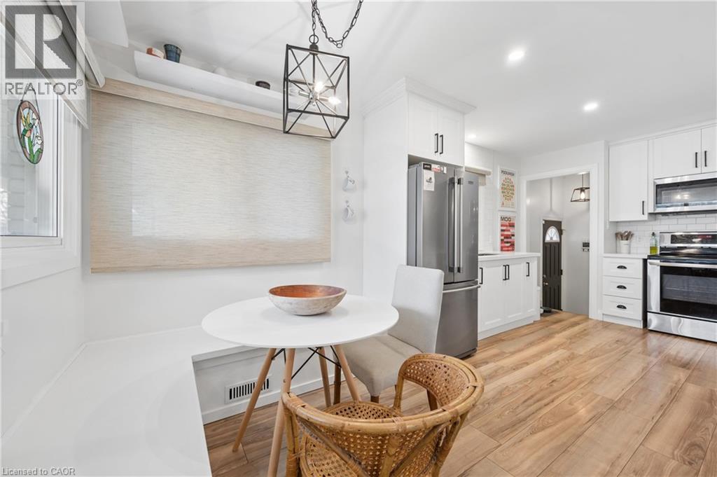 14 Linton Place, Kitchener, Ontario  N2B 2J9 - Photo 14 - 40822382