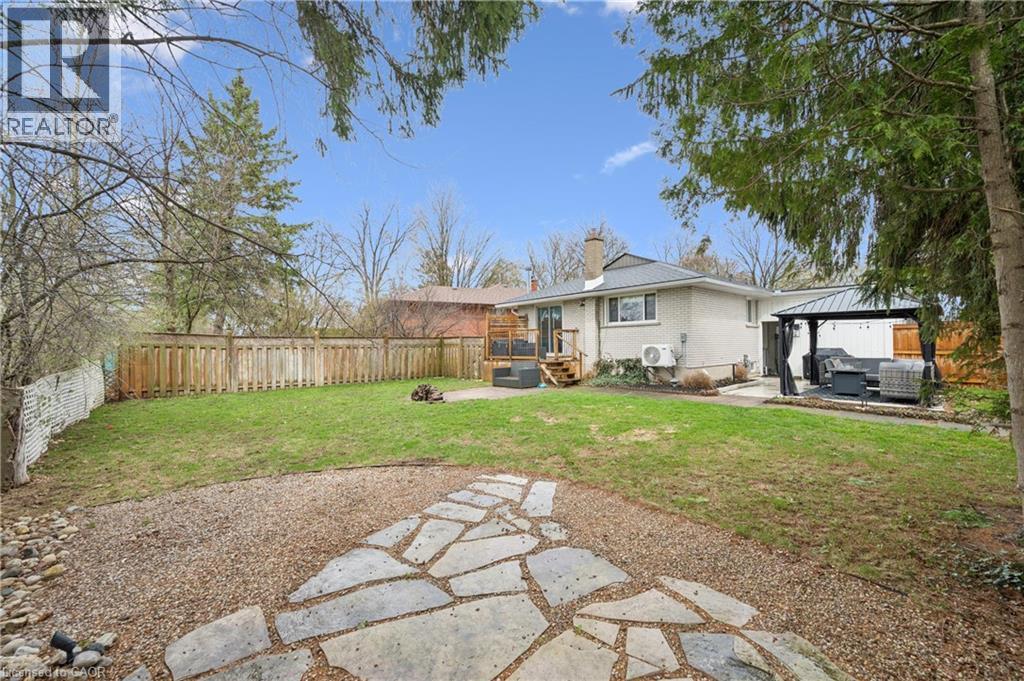 14 Linton Place, Kitchener, Ontario  N2B 2J9 - Photo 35 - 40822382