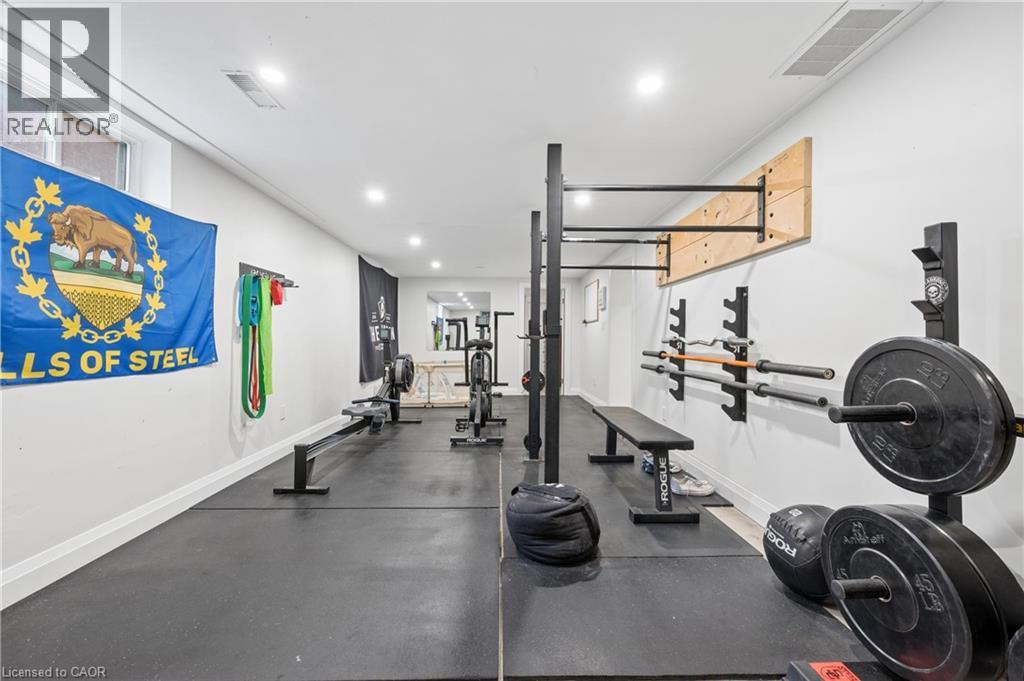 14 Linton Place, Kitchener, Ontario  N2B 2J9 - Photo 28 - 40822382