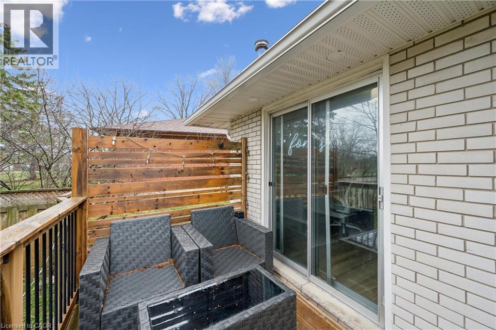 14 Linton Place, Kitchener, Ontario  N2B 2J9 - Photo 38 - 40822382