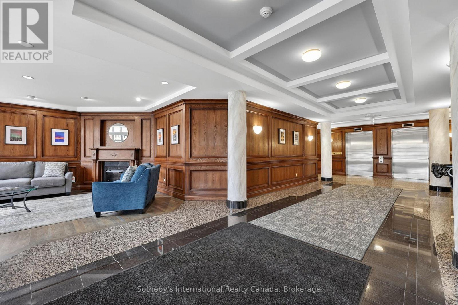 402 - 16 Raglan Street, Collingwood, Ontario  L9Y 4Y2 - Photo 3 - S13019674