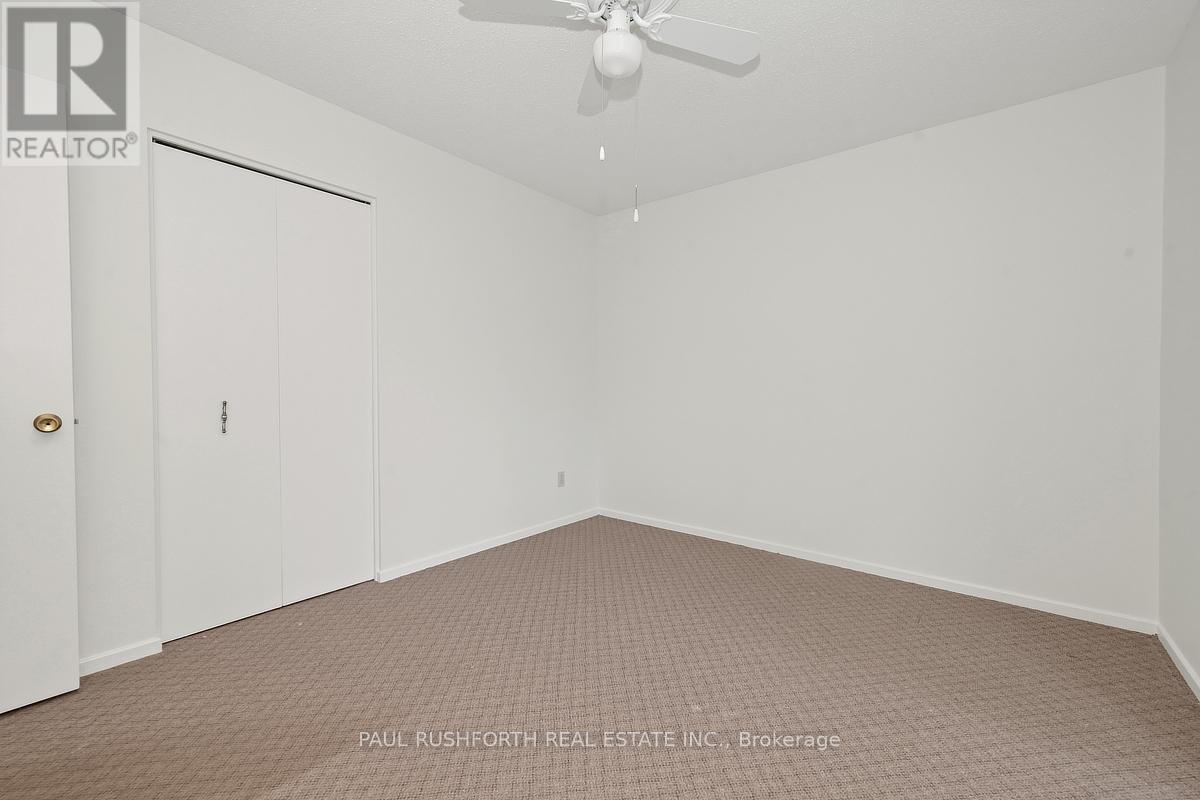 302 Roxdale Avenue, Ottawa, Ontario  K1E 1T8 - Photo 20 - X13019676