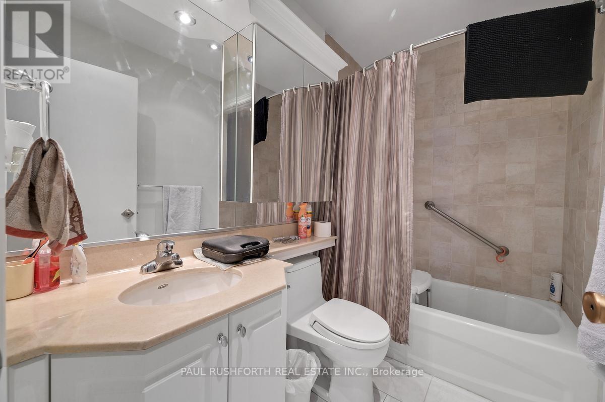 302 Roxdale Avenue, Ottawa, Ontario  K1E 1T8 - Photo 24 - X13019676