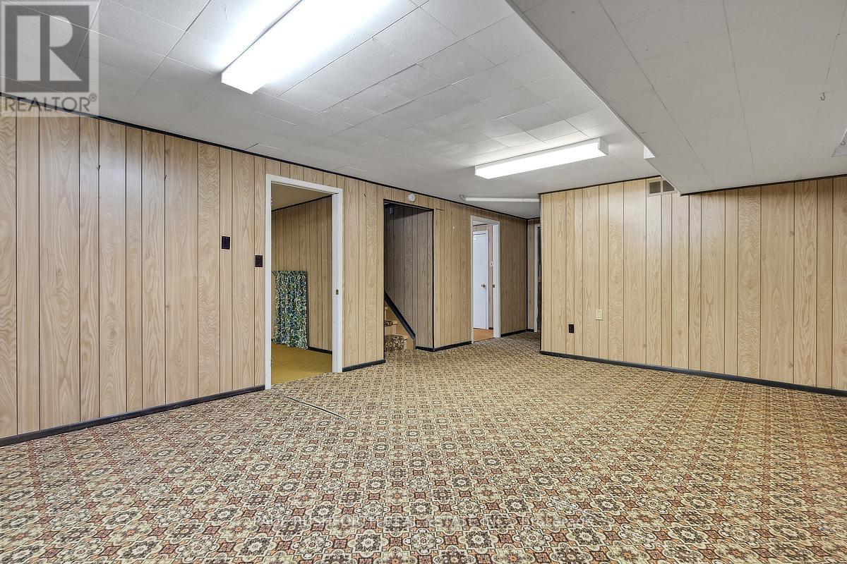 302 Roxdale Avenue, Ottawa, Ontario  K1E 1T8 - Photo 28 - X13019676