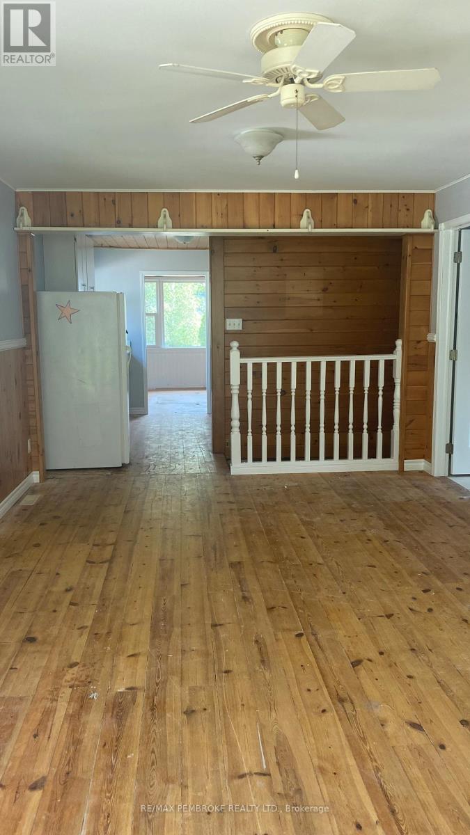 53 Huron Street, Deep River, Ontario  K0J 1P0 - Photo 3 - X13019680