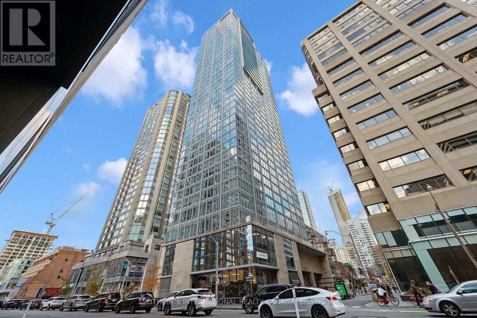 3005 - 200 CUMBERLAND STREET, Toronto, Ontario