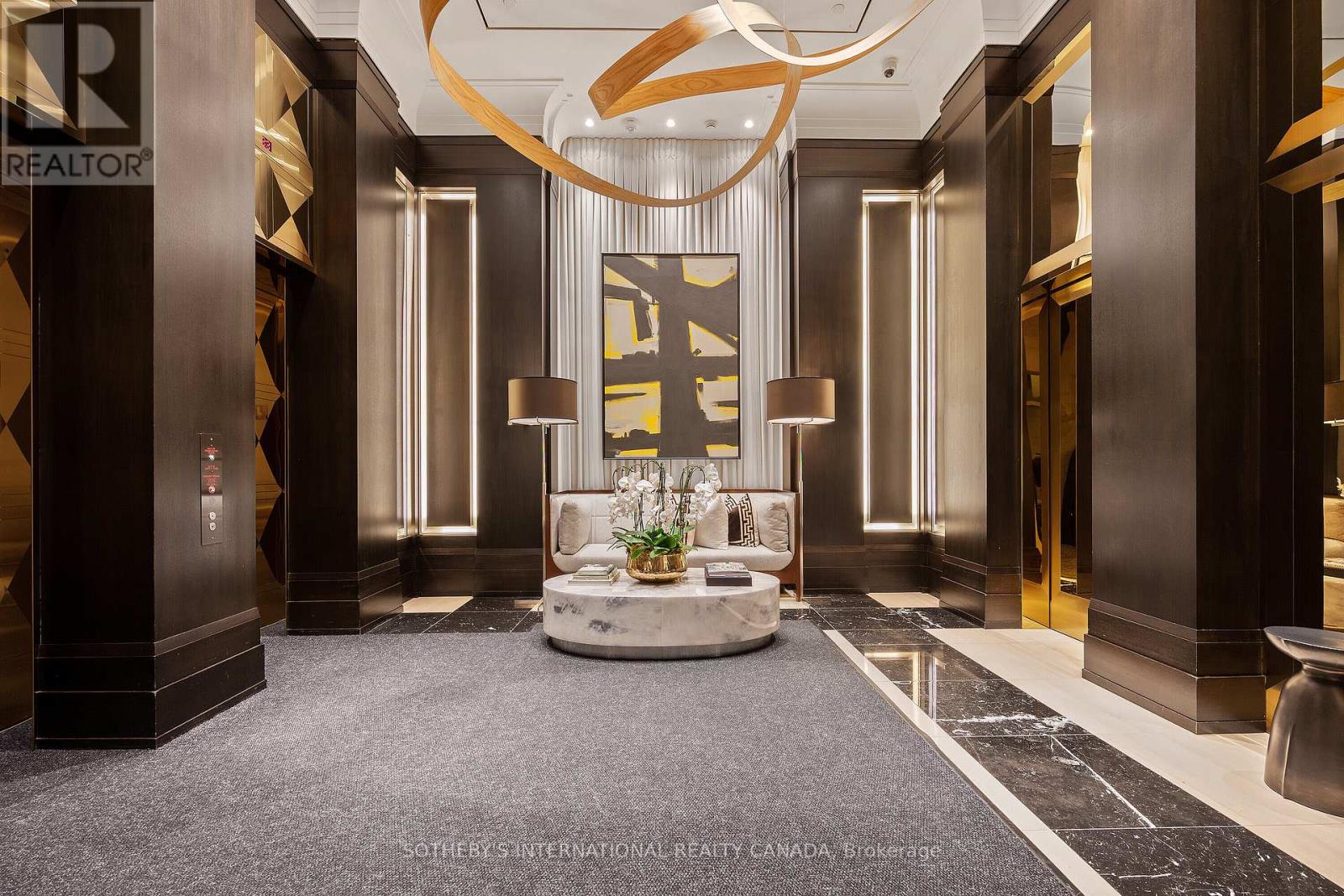 3005 - 200 Cumberland Street, Toronto, Ontario  M5R 1A2 - Photo 2 - C13019720