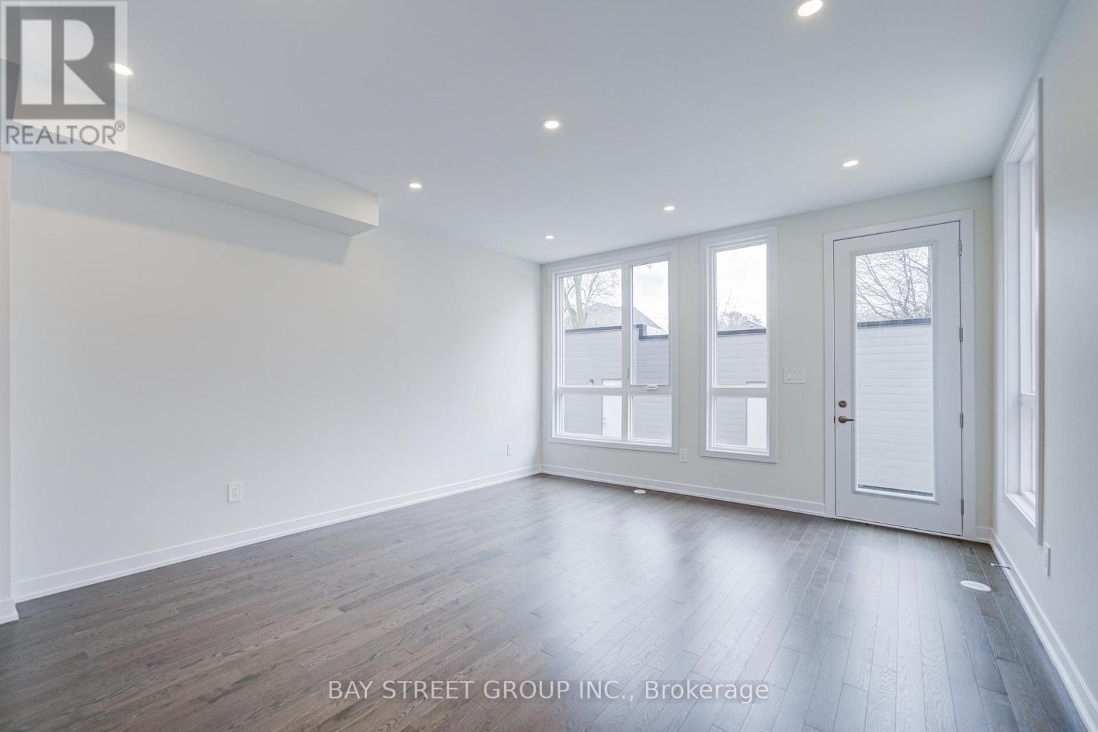 414 Lawrence Heights Way, Toronto, Ontario  M6A 2M3 - Photo 15 - C13019730