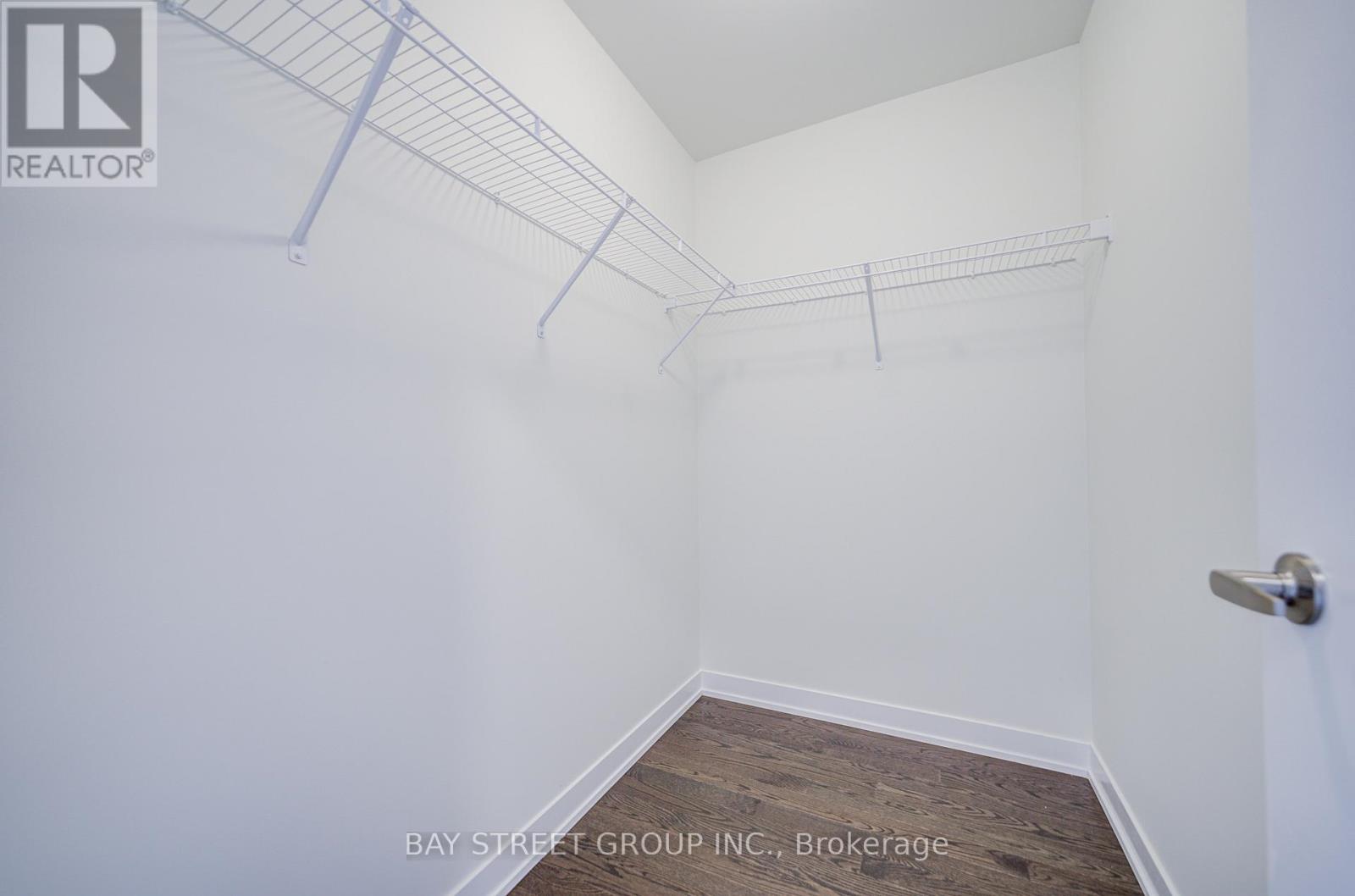 414 Lawrence Heights Way, Toronto, Ontario  M6A 2M3 - Photo 38 - C13019730