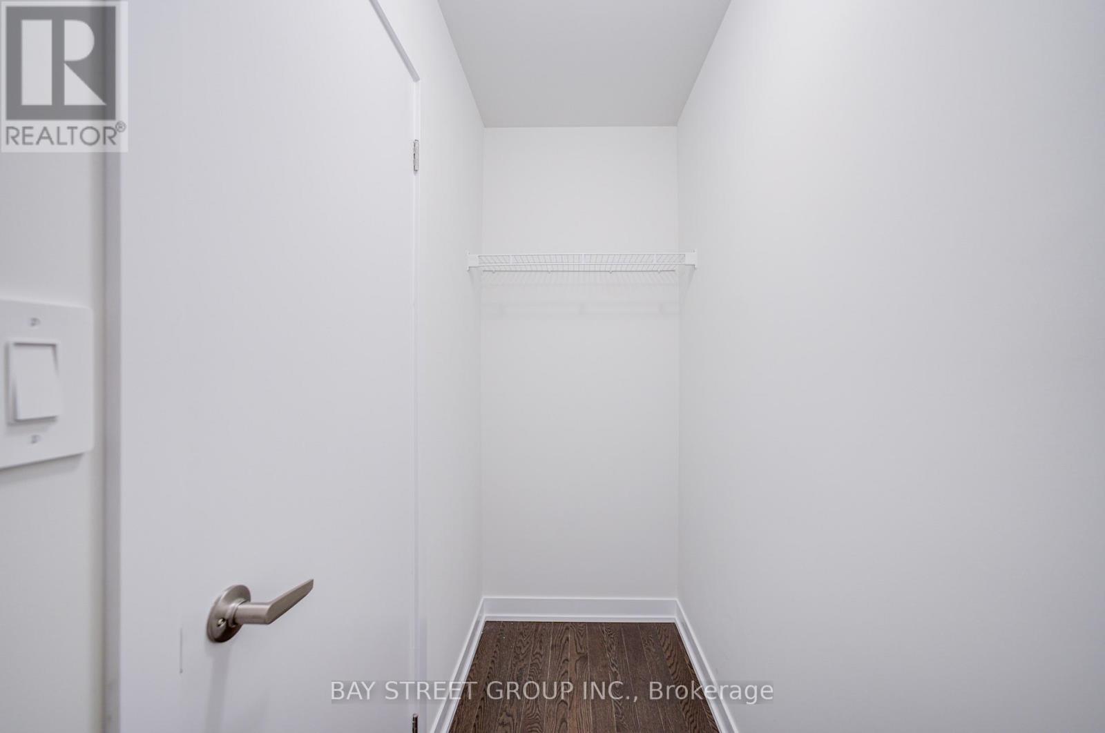 414 Lawrence Heights Way, Toronto, Ontario  M6A 2M3 - Photo 39 - C13019730