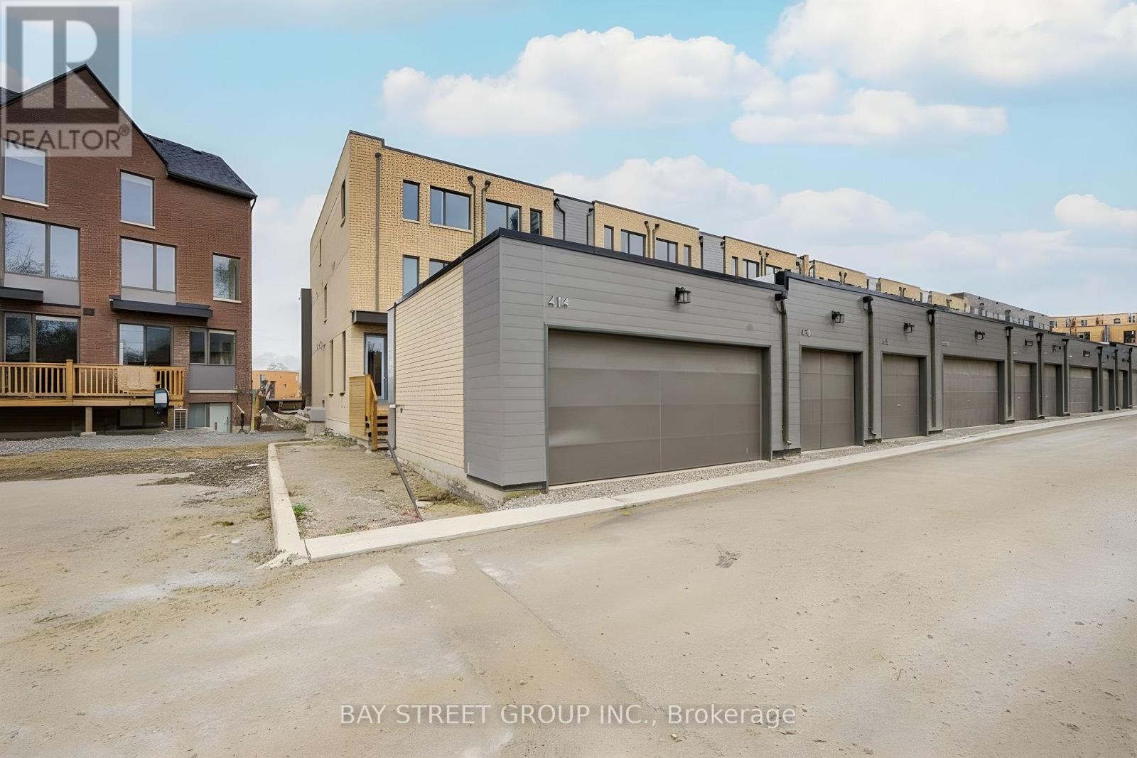 414 Lawrence Heights Way, Toronto, Ontario  M6A 2M3 - Photo 48 - C13019730