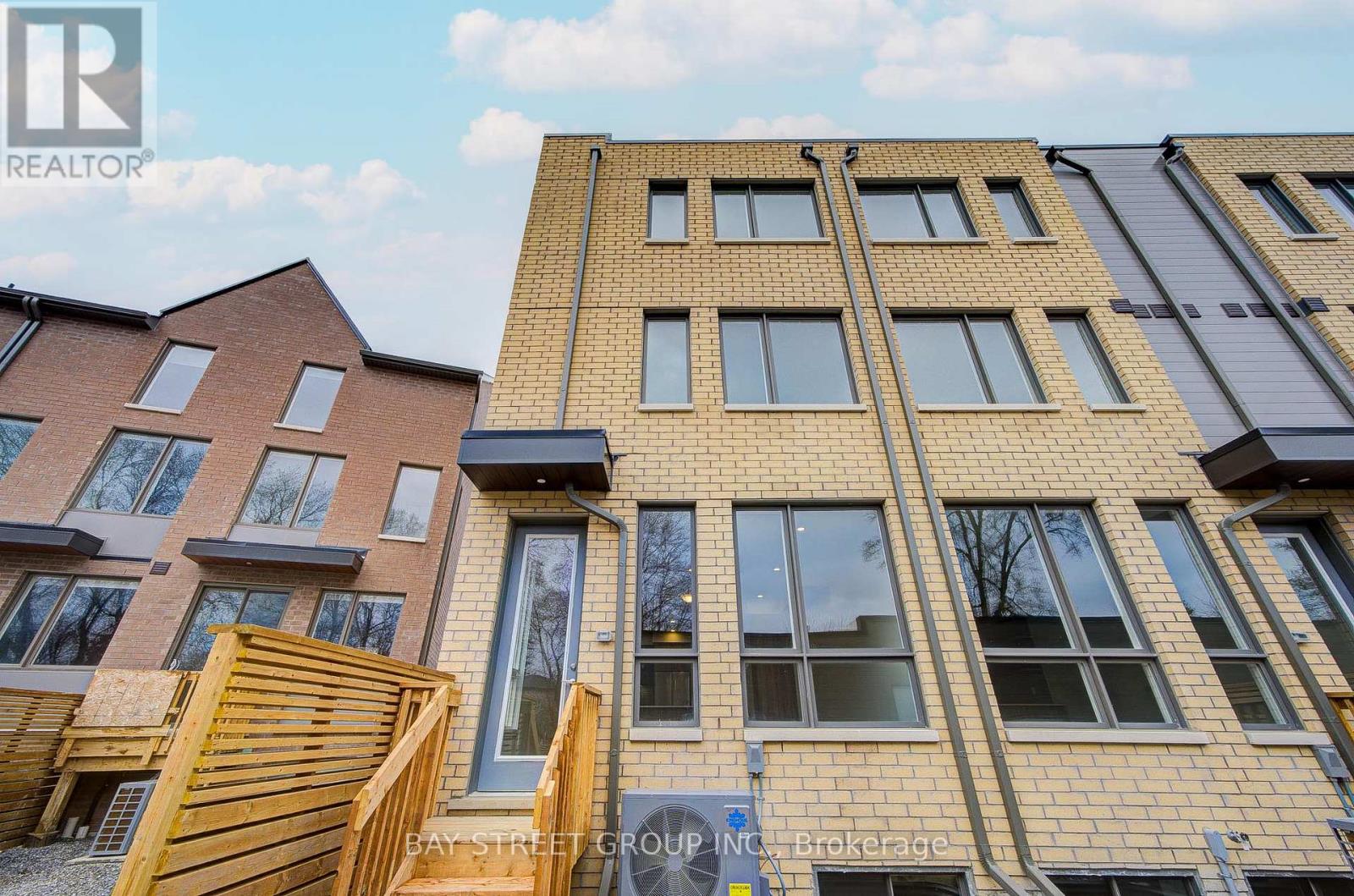 414 Lawrence Heights Way, Toronto, Ontario  M6A 2M3 - Photo 49 - C13019730