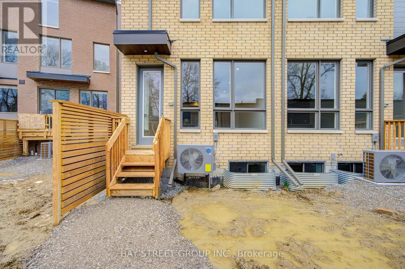 414 Lawrence Heights Way, Toronto, Ontario  M6A 2M3 - Photo 50 - C13019730