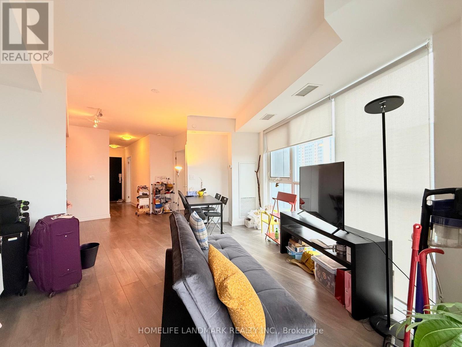 1604 - 159 Wellesley Street E, Toronto, Ontario  M4Y 0H5 - Photo 4 - C13019734