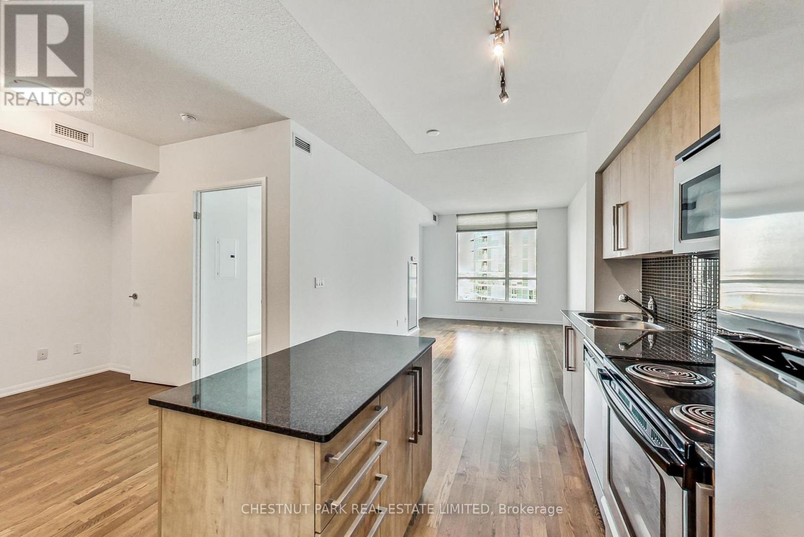 2108 - 215 Fort York Boulevard, Toronto, Ontario  M5V 4A2 - Photo 15 - C13019794