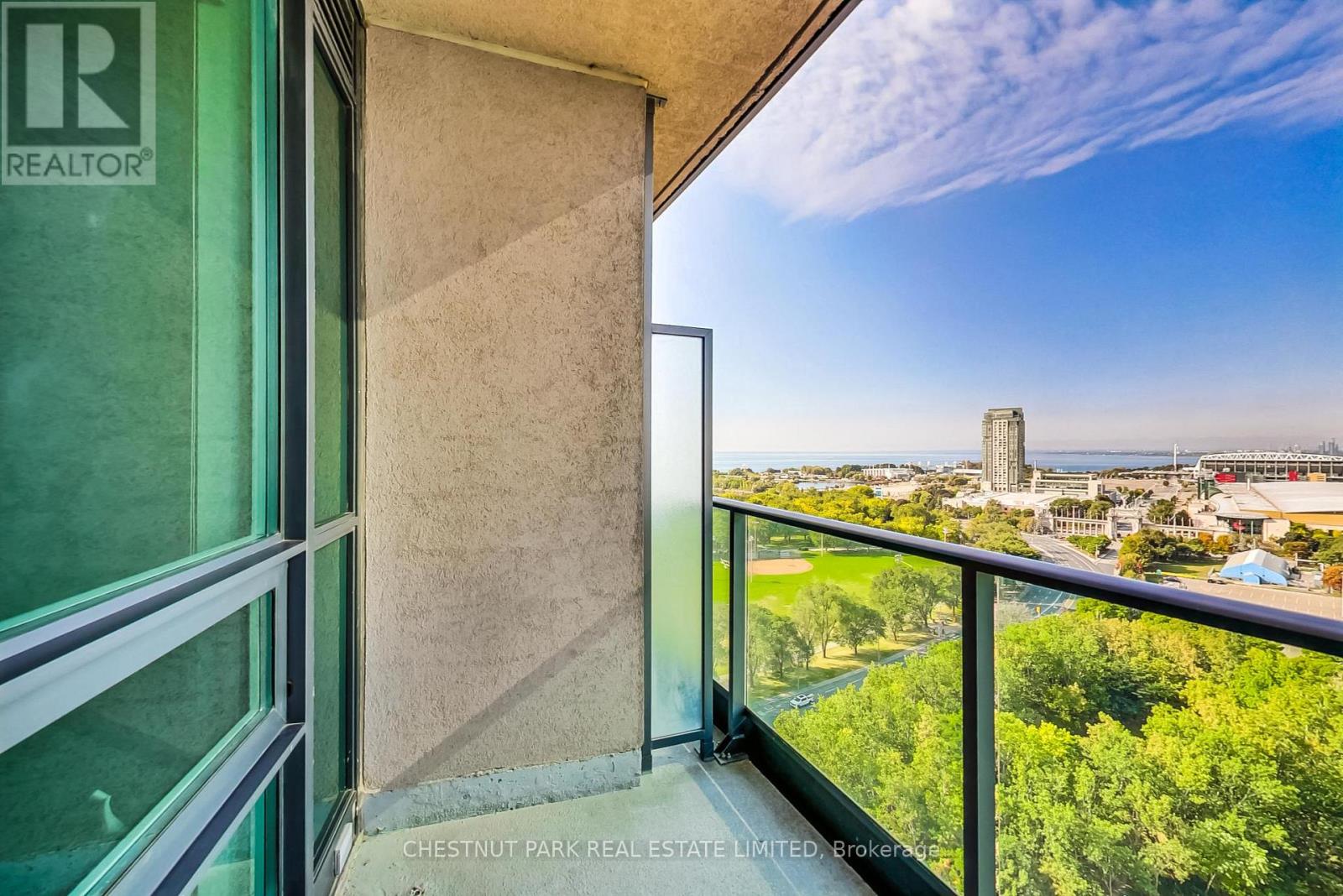 2108 - 215 Fort York Boulevard, Toronto, Ontario  M5V 4A2 - Photo 19 - C13019794