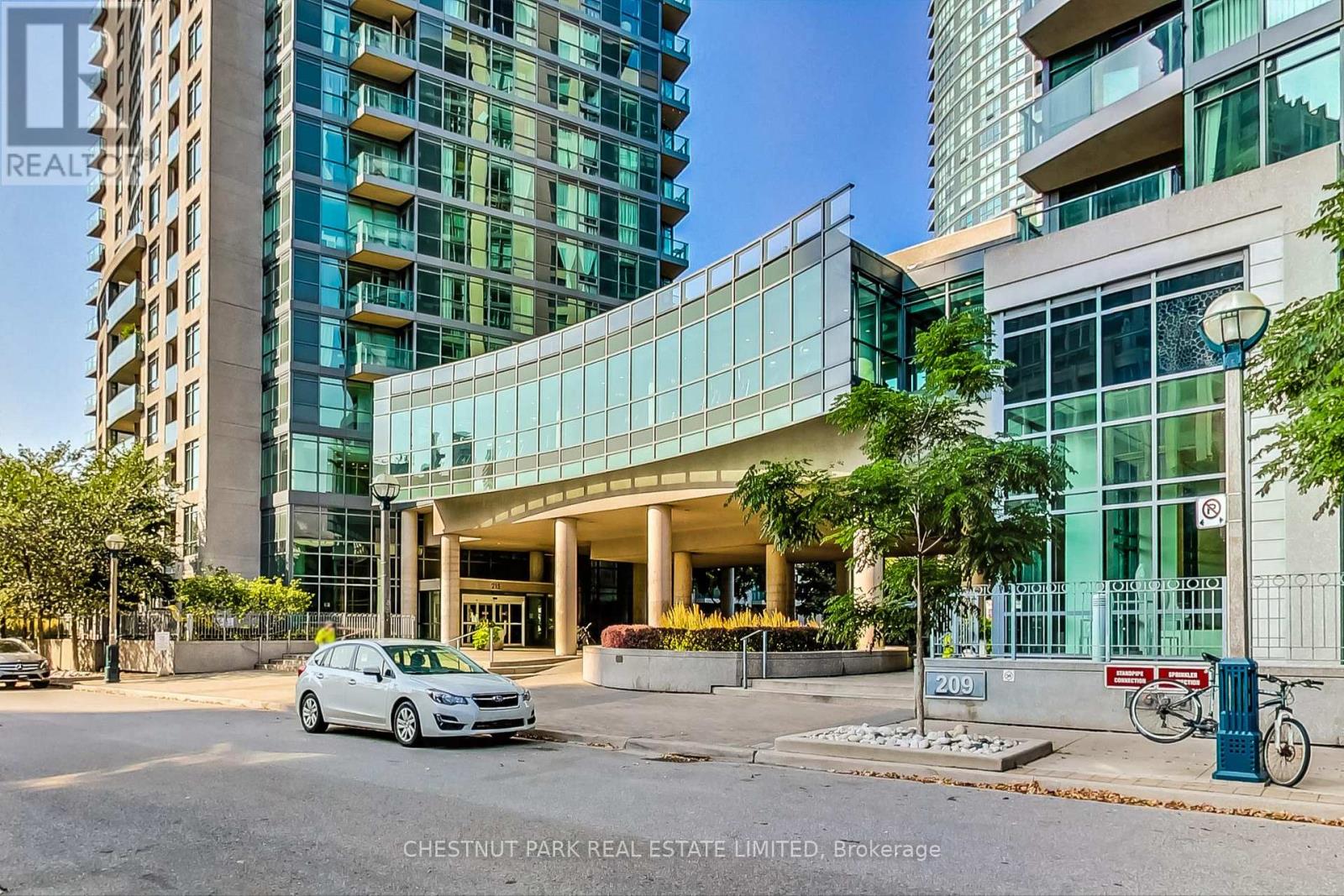 2108 - 215 Fort York Boulevard, Toronto, Ontario  M5V 4A2 - Photo 2 - C13019794