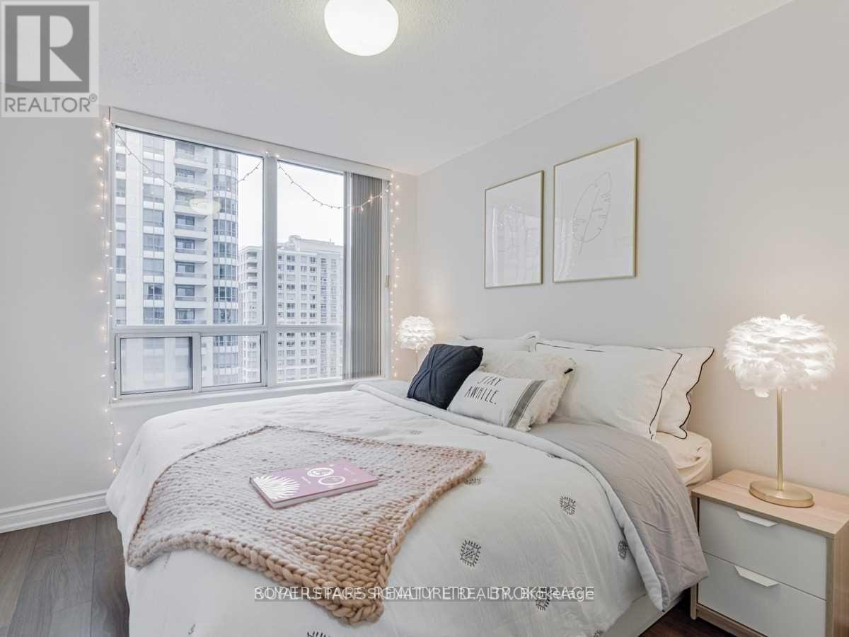 1517 - 15 Northtown Way, Toronto, Ontario  M2N 7A2 - Photo 8 - C13019814