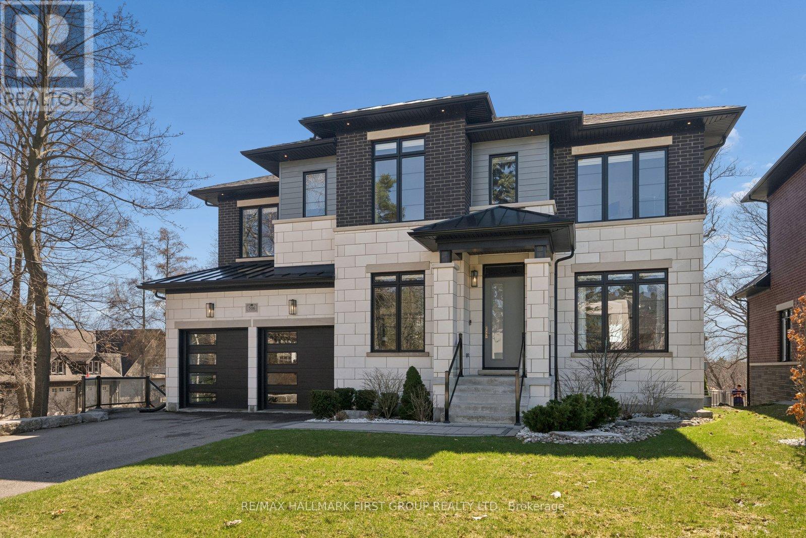 506 Rougemount Drive, Pickering, Ontario  L1W 2B9 - Photo 3 - E13019688