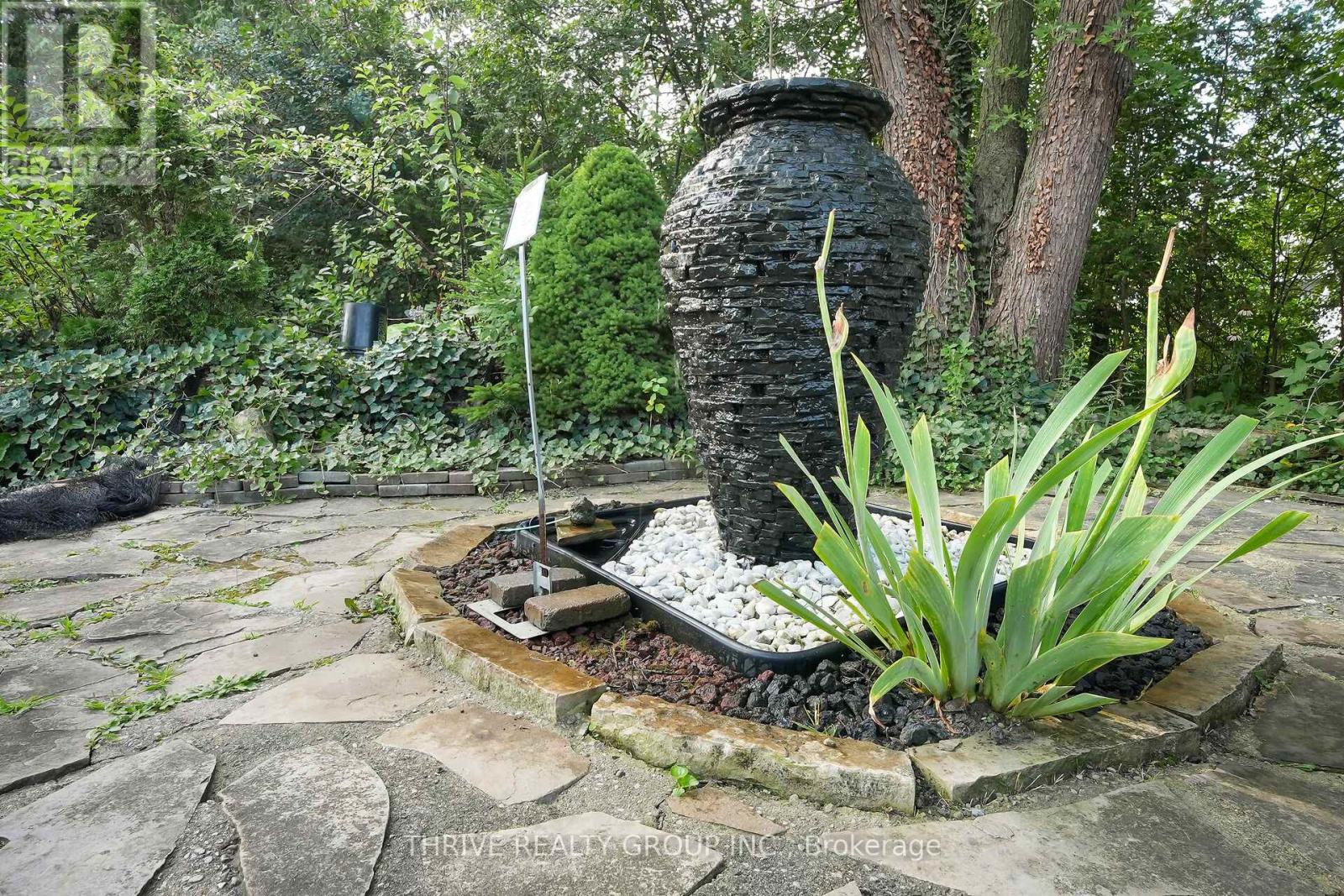 22049 Hyde Park Road, Middlesex Centre, Ontario  N0M 2A0 - Photo 33 - X12337930